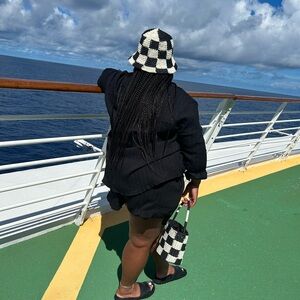 Steve Madden Black and White Checkered Crochet Hat